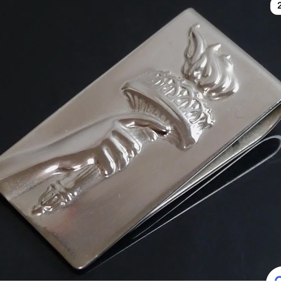 Tiffany Sterling Silver Money Clip. Authentic, New with Tiffany Pouch & box. - Picture 2 of 4